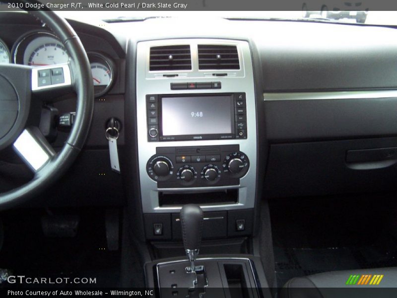 White Gold Pearl / Dark Slate Gray 2010 Dodge Charger R/T