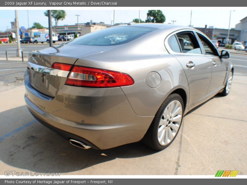 Vapour Grey Metallic / Dove/Charcoal 2009 Jaguar XF Luxury