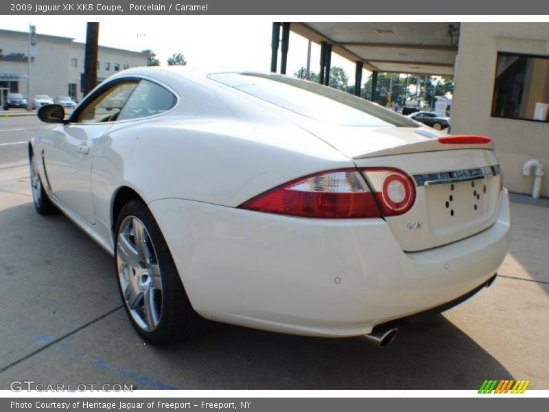 Porcelain / Caramel 2009 Jaguar XK XK8 Coupe