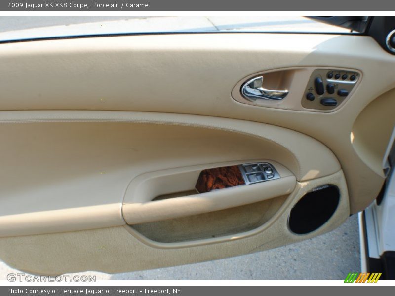 Porcelain / Caramel 2009 Jaguar XK XK8 Coupe