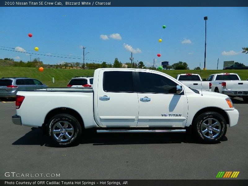 Blizzard White / Charcoal 2010 Nissan Titan SE Crew Cab