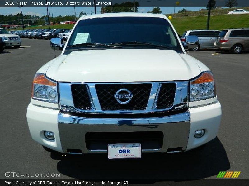 Blizzard White / Charcoal 2010 Nissan Titan SE Crew Cab