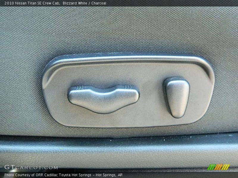 Blizzard White / Charcoal 2010 Nissan Titan SE Crew Cab
