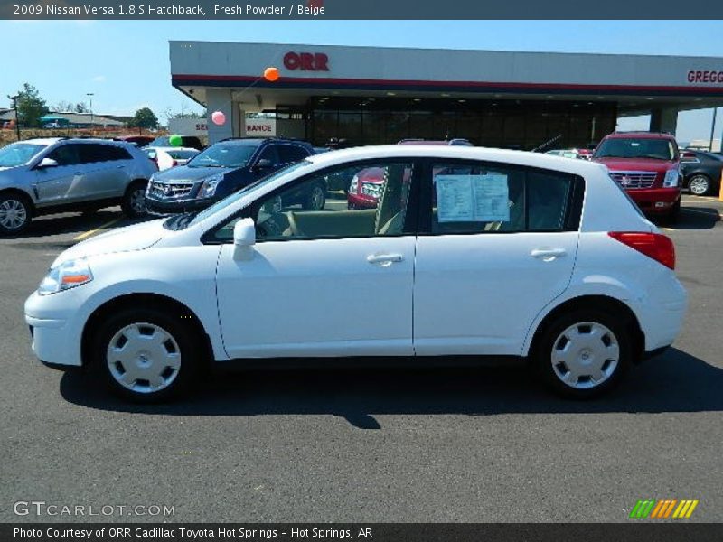 Fresh Powder / Beige 2009 Nissan Versa 1.8 S Hatchback