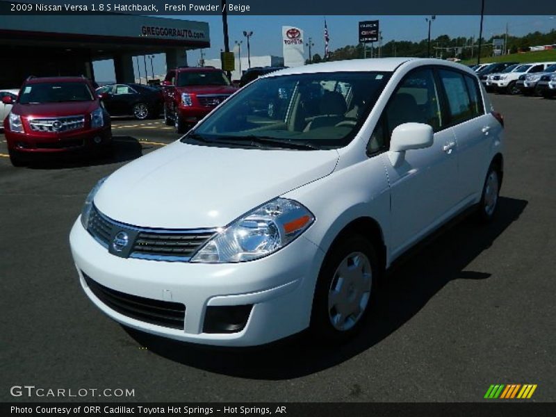 Fresh Powder / Beige 2009 Nissan Versa 1.8 S Hatchback
