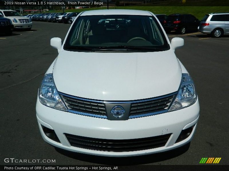 Fresh Powder / Beige 2009 Nissan Versa 1.8 S Hatchback