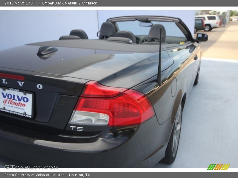Ember Black Metallic / Off Black 2013 Volvo C70 T5