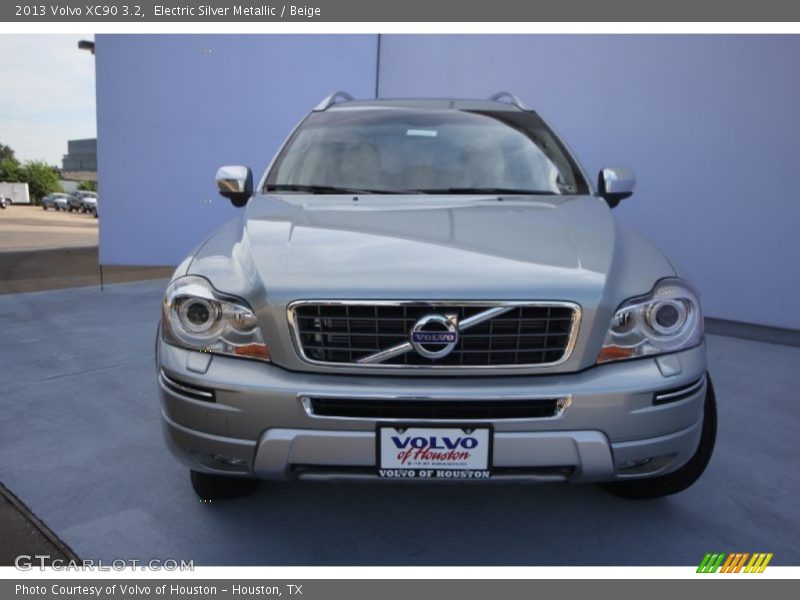 Electric Silver Metallic / Beige 2013 Volvo XC90 3.2