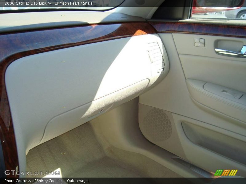 Crimson Pearl / Shale 2006 Cadillac DTS Luxury
