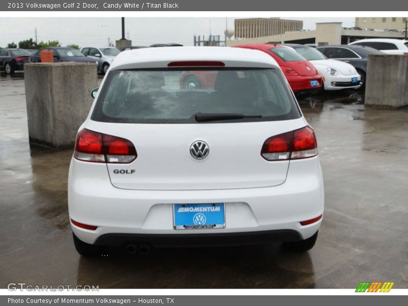 Candy White / Titan Black 2013 Volkswagen Golf 2 Door