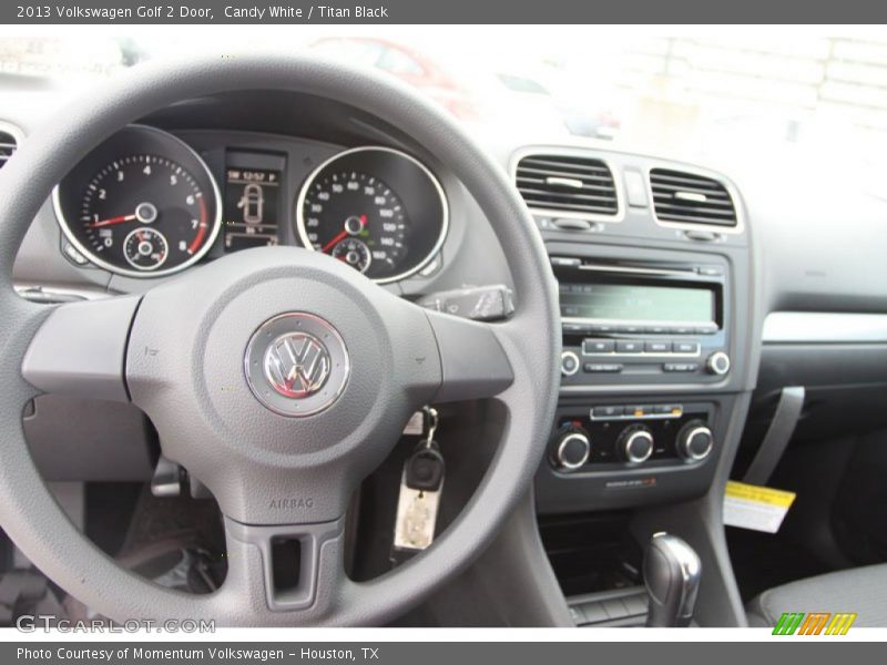 Dashboard of 2013 Golf 2 Door