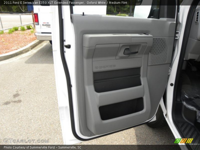 Oxford White / Medium Flint 2011 Ford E Series Van E350 XLT Extended Passenger
