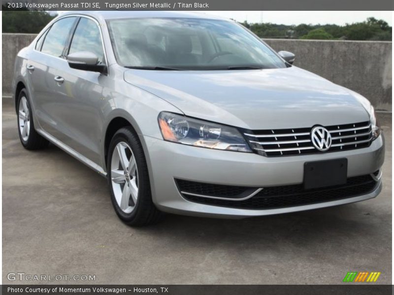 Tungsten Silver Metallic / Titan Black 2013 Volkswagen Passat TDI SE