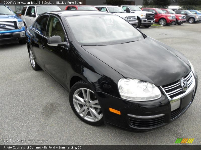 Black / Pure Beige 2006 Volkswagen Jetta 2.5 Sedan