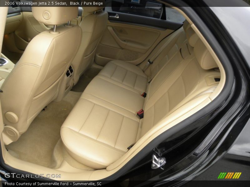 Black / Pure Beige 2006 Volkswagen Jetta 2.5 Sedan