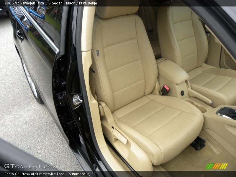 Black / Pure Beige 2006 Volkswagen Jetta 2.5 Sedan
