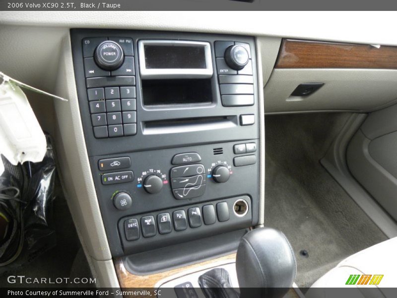 Black / Taupe 2006 Volvo XC90 2.5T