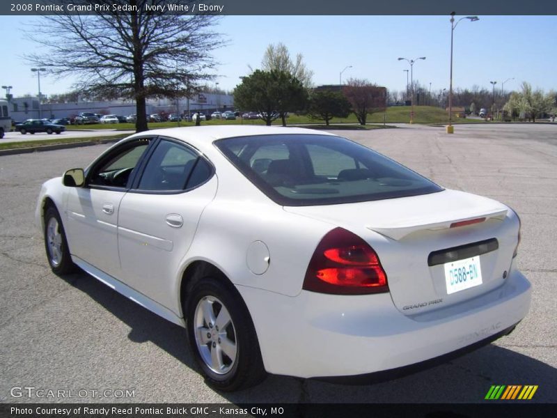 Ivory White / Ebony 2008 Pontiac Grand Prix Sedan