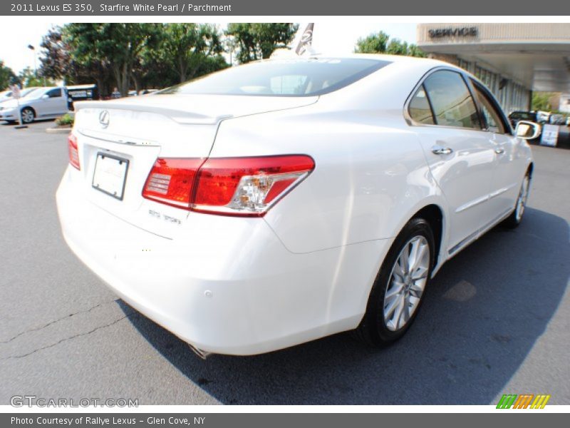 Starfire White Pearl / Parchment 2011 Lexus ES 350