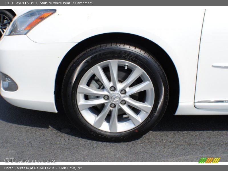 Starfire White Pearl / Parchment 2011 Lexus ES 350