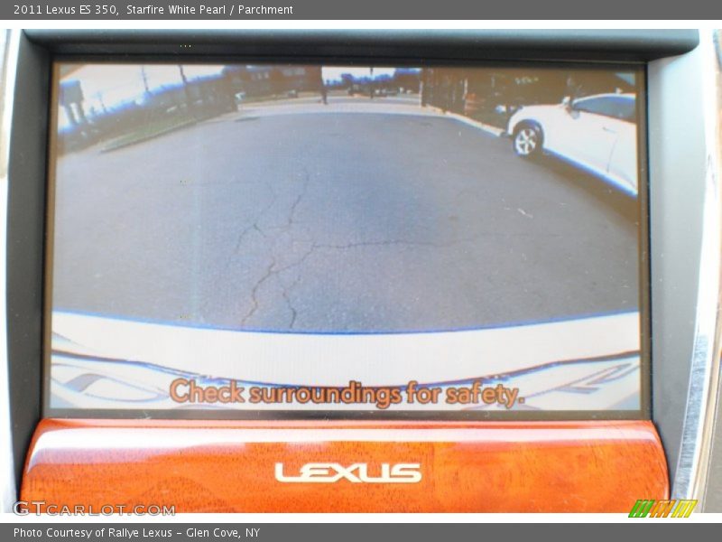 Starfire White Pearl / Parchment 2011 Lexus ES 350