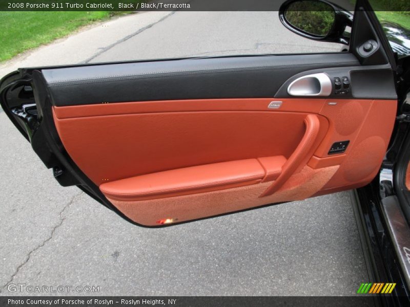 Door Panel of 2008 911 Turbo Cabriolet