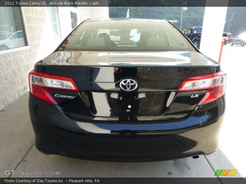 Attitude Black Metallic / Ash 2012 Toyota Camry LE
