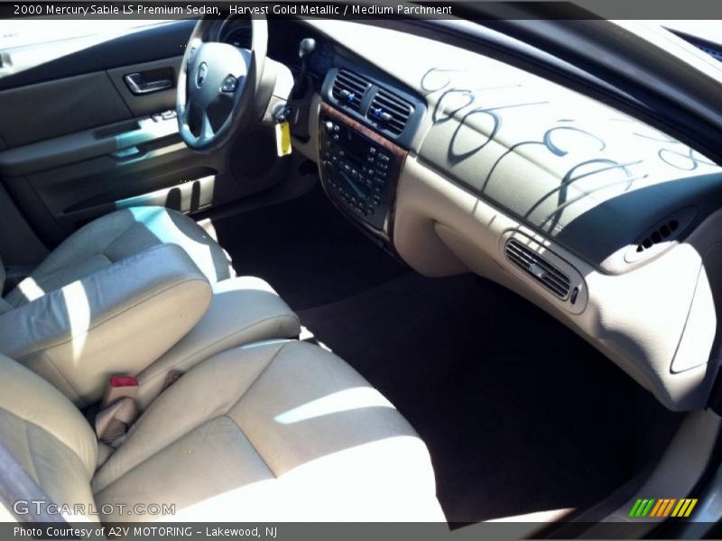Harvest Gold Metallic / Medium Parchment 2000 Mercury Sable LS Premium Sedan