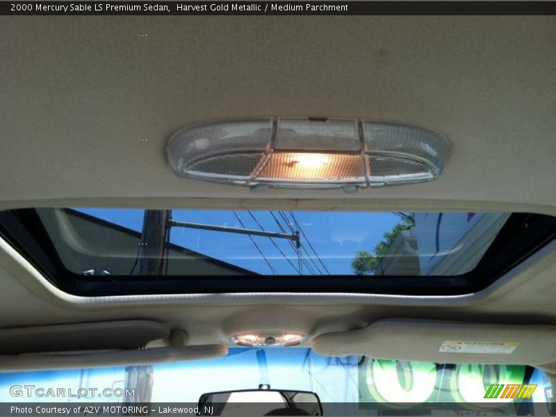 Harvest Gold Metallic / Medium Parchment 2000 Mercury Sable LS Premium Sedan