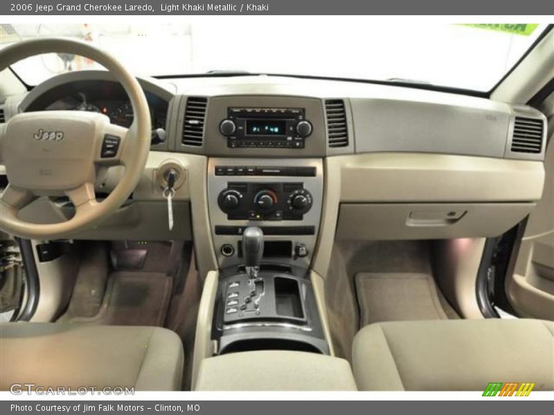 Light Khaki Metallic / Khaki 2006 Jeep Grand Cherokee Laredo