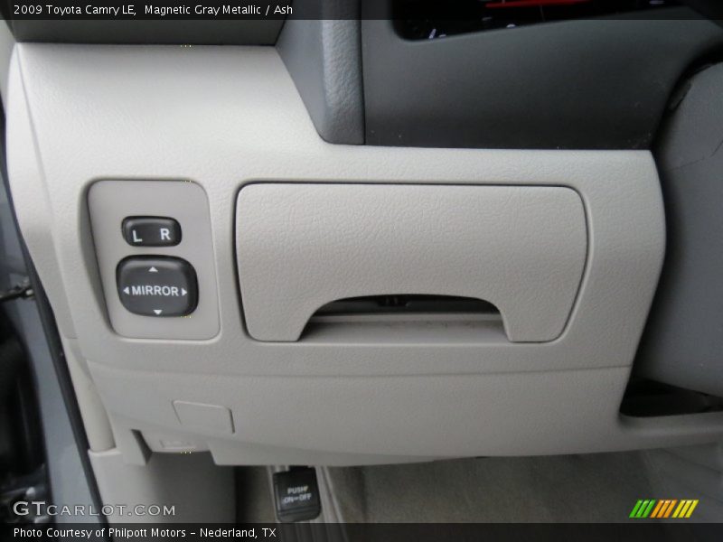 Magnetic Gray Metallic / Ash 2009 Toyota Camry LE