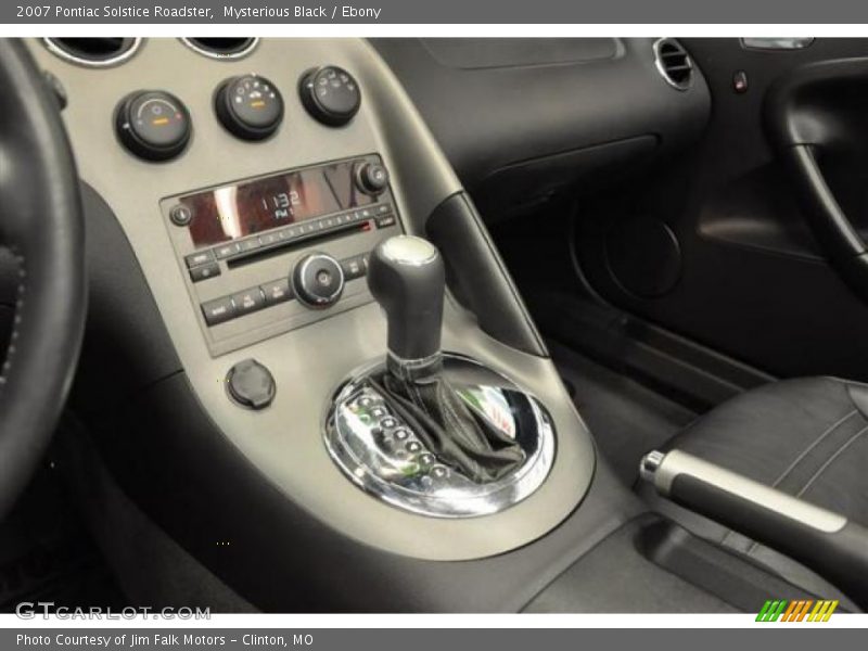 Mysterious Black / Ebony 2007 Pontiac Solstice Roadster