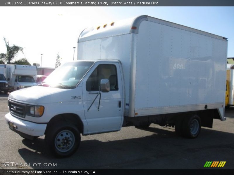 Oxford White / Medium Flint 2003 Ford E Series Cutaway E350 Commercial Moving Truck