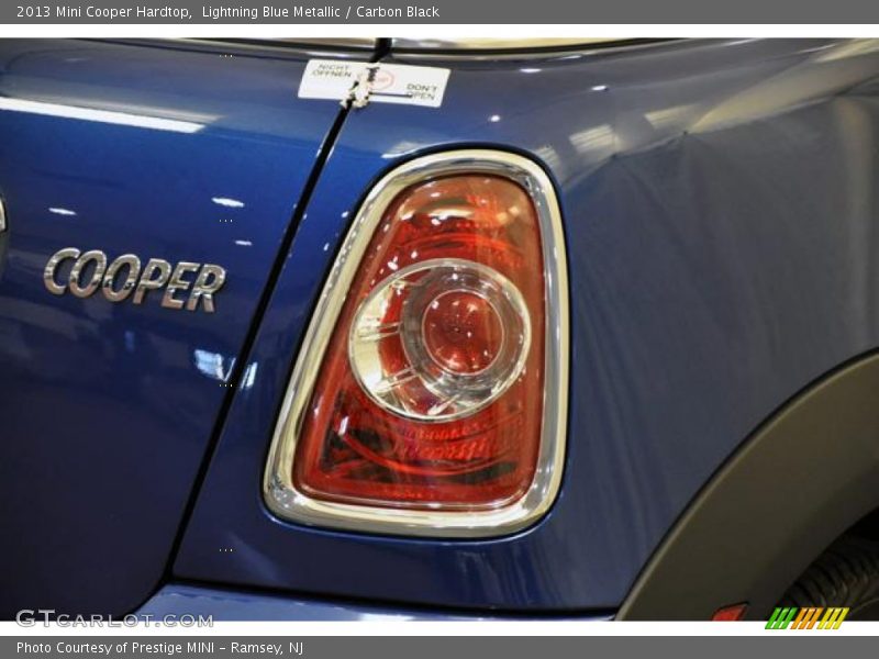 Lightning Blue Metallic / Carbon Black 2013 Mini Cooper Hardtop