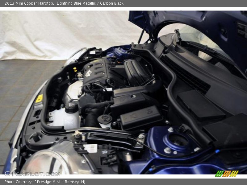Lightning Blue Metallic / Carbon Black 2013 Mini Cooper Hardtop