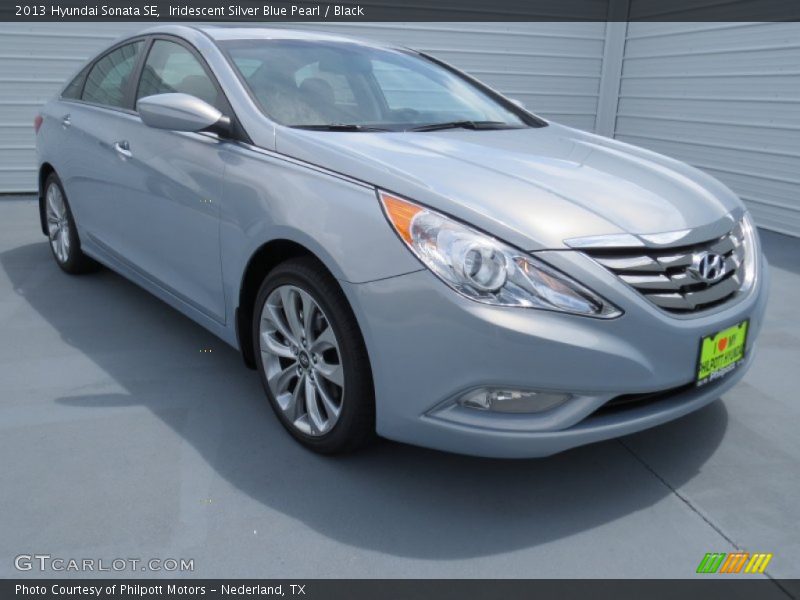 Iridescent Silver Blue Pearl / Black 2013 Hyundai Sonata SE