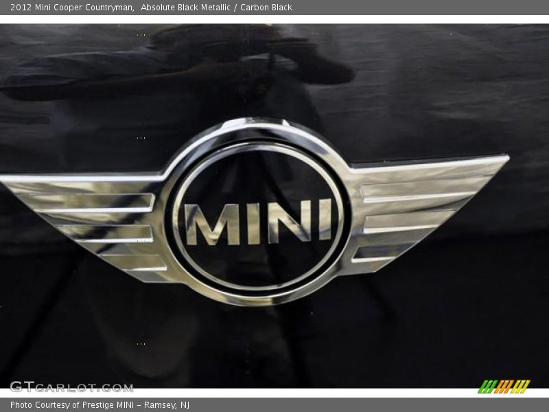 Absolute Black Metallic / Carbon Black 2012 Mini Cooper Countryman