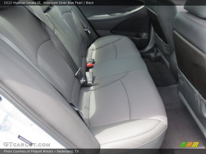 Iridescent Silver Blue Pearl / Black 2013 Hyundai Sonata SE