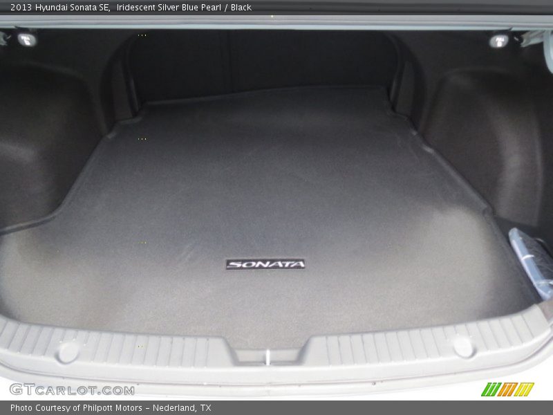 Iridescent Silver Blue Pearl / Black 2013 Hyundai Sonata SE