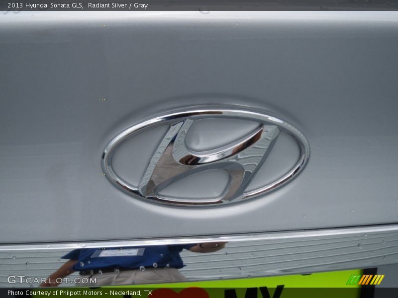 Radiant Silver / Gray 2013 Hyundai Sonata GLS