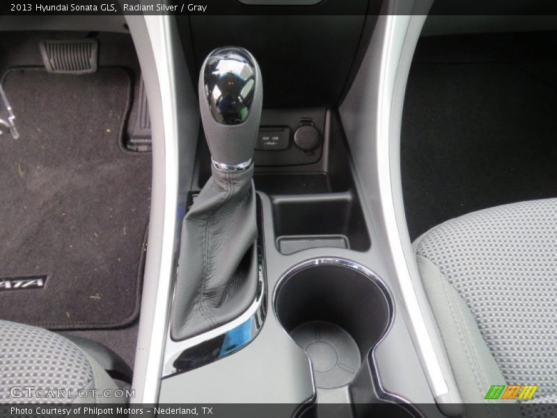 Radiant Silver / Gray 2013 Hyundai Sonata GLS