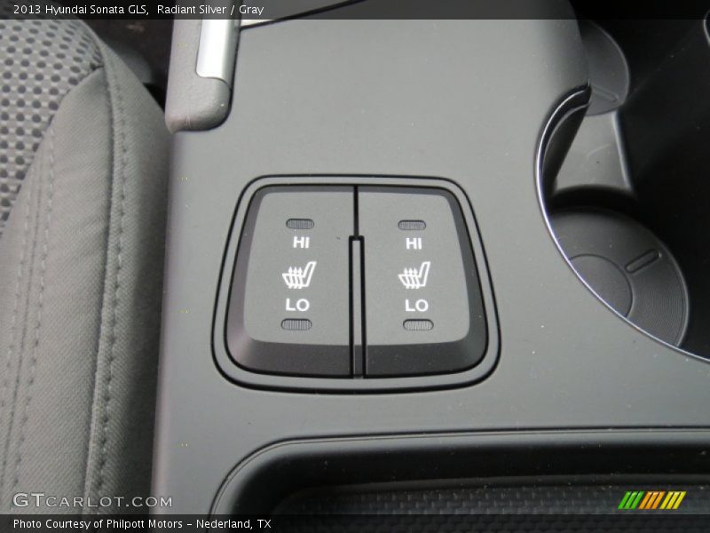 Radiant Silver / Gray 2013 Hyundai Sonata GLS