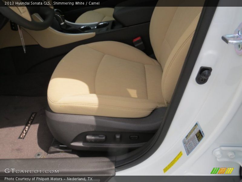 Shimmering White / Camel 2013 Hyundai Sonata GLS