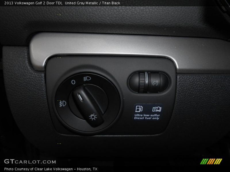 United Gray Metallic / Titan Black 2013 Volkswagen Golf 2 Door TDI