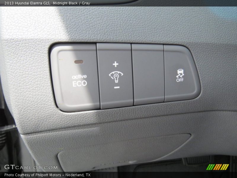 Midnight Black / Gray 2013 Hyundai Elantra GLS