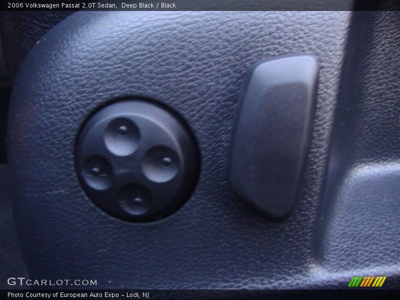 Deep Black / Black 2006 Volkswagen Passat 2.0T Sedan