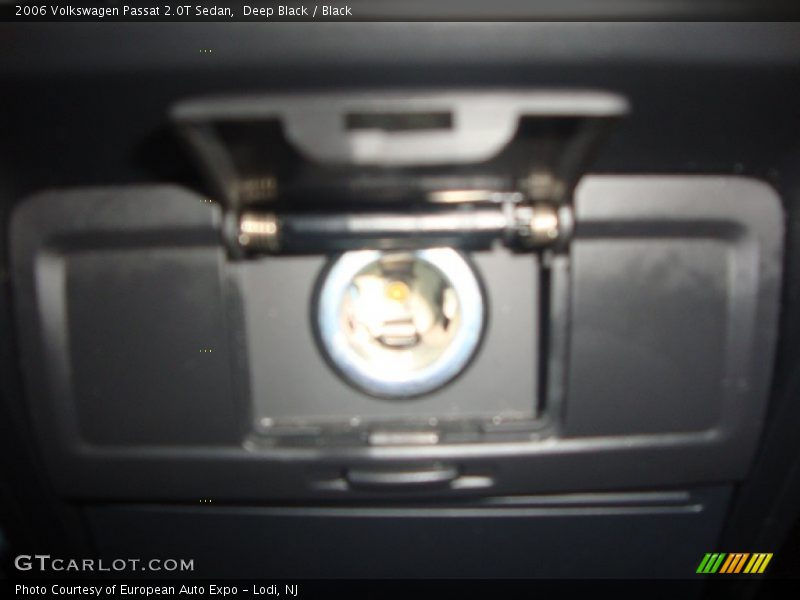 Deep Black / Black 2006 Volkswagen Passat 2.0T Sedan