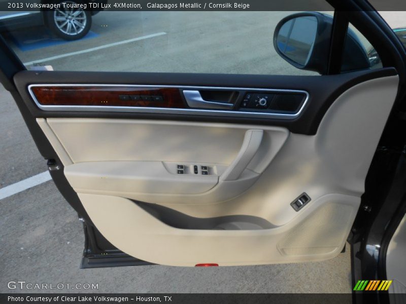 Galapagos Metallic / Cornsilk Beige 2013 Volkswagen Touareg TDI Lux 4XMotion