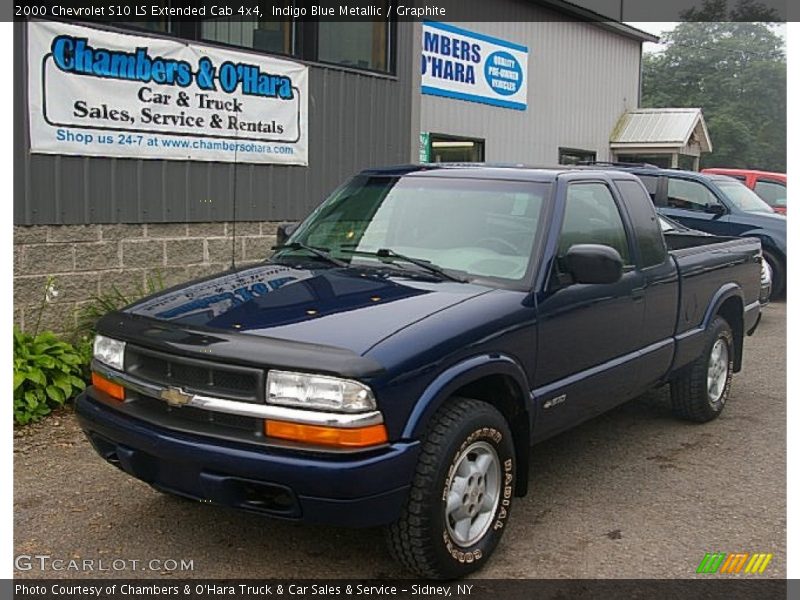 Indigo Blue Metallic / Graphite 2000 Chevrolet S10 LS Extended Cab 4x4