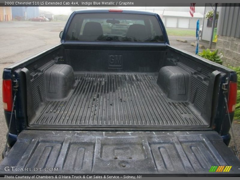 Indigo Blue Metallic / Graphite 2000 Chevrolet S10 LS Extended Cab 4x4